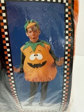 Orange Pumpkin Kids Costume with Green Leaves size large in kids new open pack